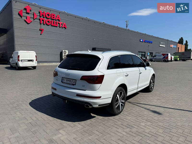 Внедорожник / Кроссовер Audi Q7 2013 в Кременчуге