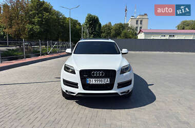 Внедорожник / Кроссовер Audi Q7 2013 в 