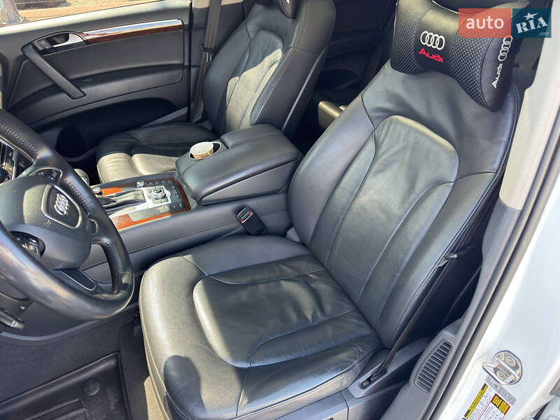Внедорожник / Кроссовер Audi Q7 2013 в Кременчуге