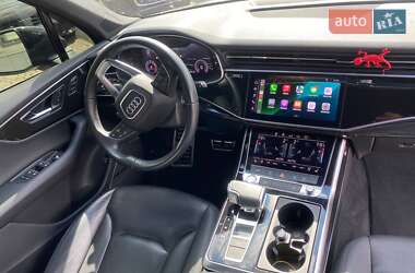 Внедорожник / Кроссовер Audi Q7 2020 в 