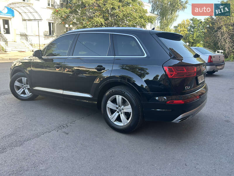 Позашляховик / Кросовер Audi Q7 2017 в Полтаві фото 3 Позашляховик / Кросовер Audi Q7 2017 в Полтаві