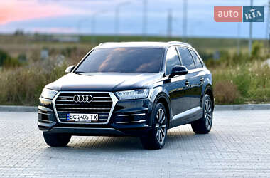 Позашляховик / Кросовер Audi Q7 2016 в 