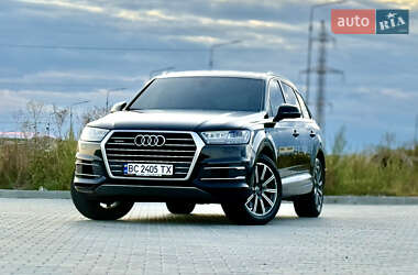 Позашляховик / Кросовер Audi Q7 2016 в 