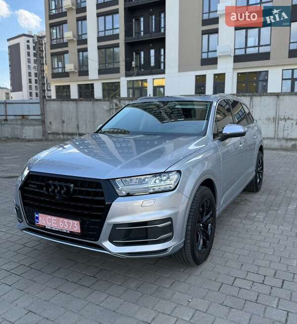 Позашляховик / Кросовер Audi Q7 2018 в Львові
