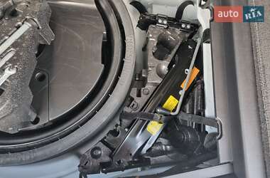 Внедорожник / Кроссовер Audi Q7 2014 в 