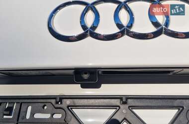 Внедорожник / Кроссовер Audi Q7 2014 в 