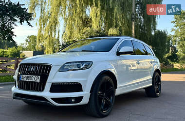 Позашляховик / Кросовер Audi Q7 2010 в Житомирі