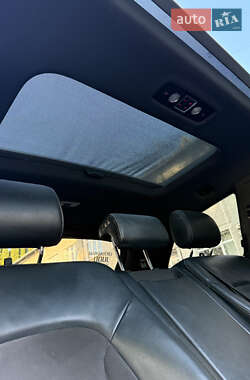 Внедорожник / Кроссовер Audi Q7 2010 в 
