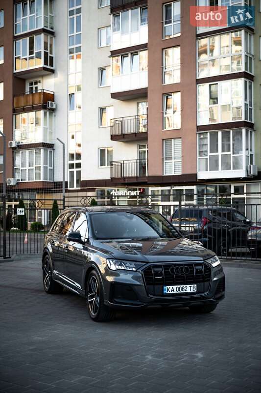 Внедорожник / Кроссовер Audi Q7 2019 в Житомире