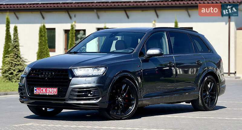 Позашляховик / Кросовер Audi Q7 2017 в Львові