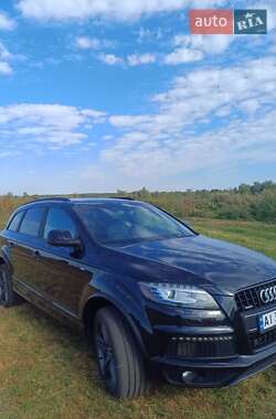 Внедорожник / Кроссовер Audi Q7 2011 в 