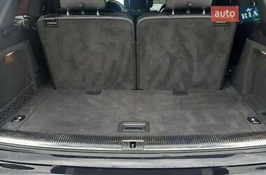 Внедорожник / Кроссовер Audi Q7 2011 в 