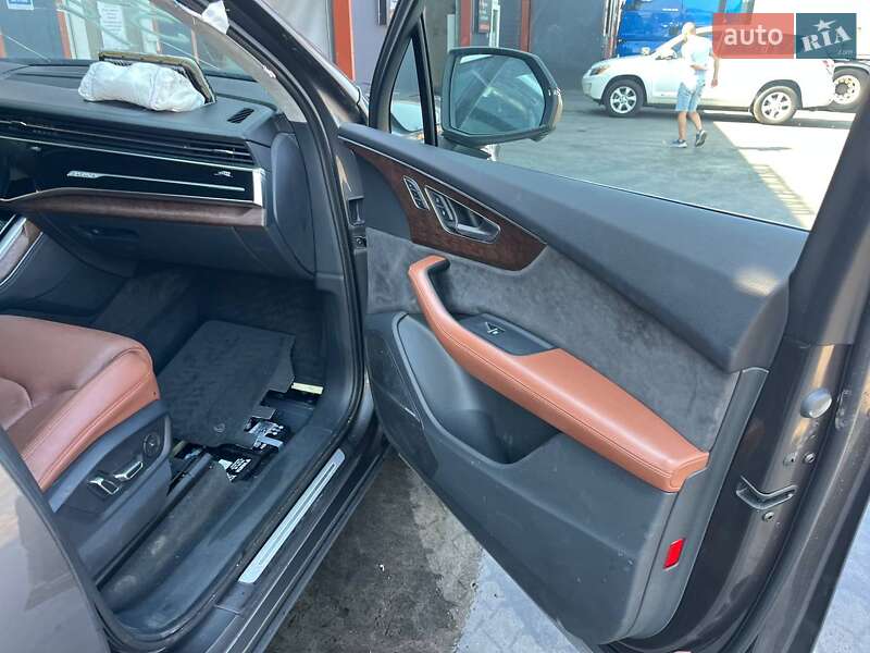 Внедорожник / Кроссовер Audi Q7 2020 в Львове фото 18 Внедорожник / Кроссовер Audi Q7 2020 в Львове