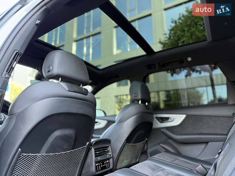 Позашляховик / Кросовер Audi Q7 2021 в Львові