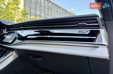 Внедорожник / Кроссовер Audi Q7 2021 в 