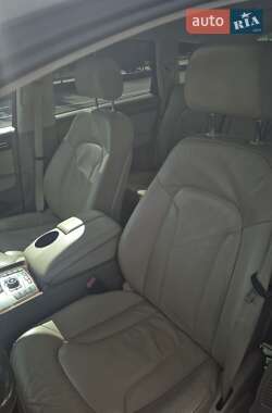 Внедорожник / Кроссовер Audi Q7 2014 в Чернигове