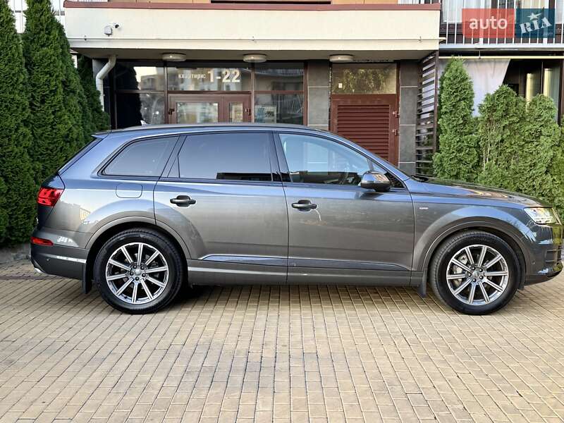 Позашляховик / Кросовер Audi Q7 2019 в Києві фото 12 Позашляховик / Кросовер Audi Q7 2019 в Києві
