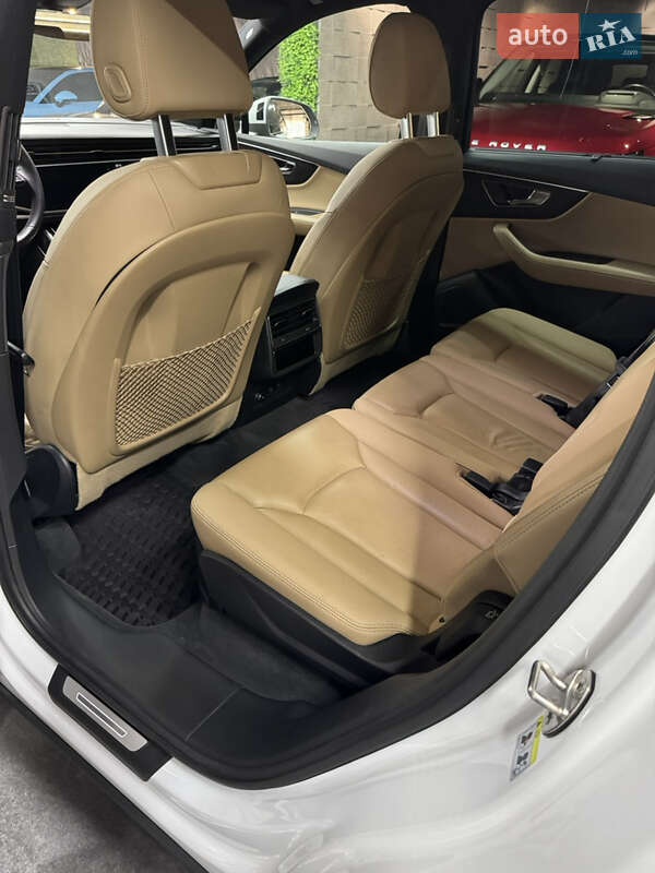 Внедорожник / Кроссовер Audi Q7 2021 в Одессе фото 16 Внедорожник / Кроссовер Audi Q7 2021 в Одессе