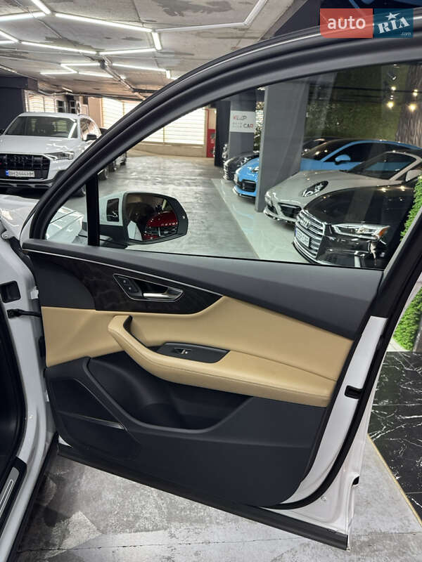 Внедорожник / Кроссовер Audi Q7 2021 в Одессе фото 18 Внедорожник / Кроссовер Audi Q7 2021 в Одессе