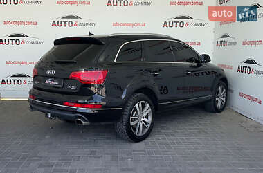Внедорожник / Кроссовер Audi Q7 2012 в 