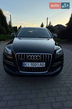 Внедорожник / Кроссовер Audi Q7 2013 в 