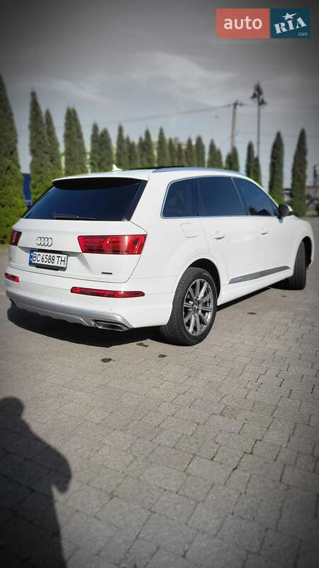 Внедорожник / Кроссовер Audi Q7 2017 в Львове