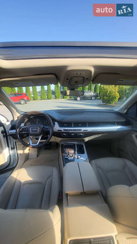 Внедорожник / Кроссовер Audi Q7 2017 в Львове