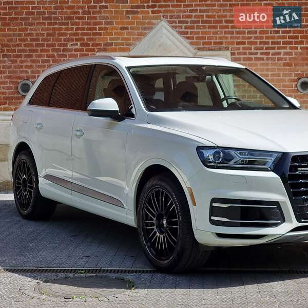 Внедорожник / Кроссовер Audi Q7 2018 в Львове