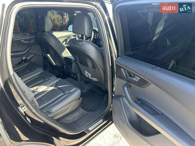 Внедорожник / Кроссовер Audi Q7 2021 в Киеве фото 11 Внедорожник / Кроссовер Audi Q7 2021 в Киеве