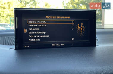 Внедорожник / Кроссовер Audi Q7 2015 в 