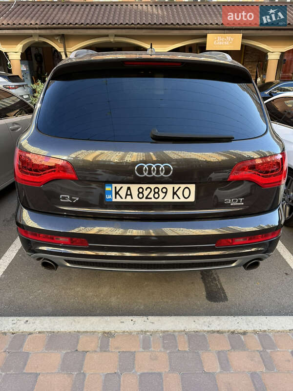 Внедорожник / Кроссовер Audi Q7 2013 в Киеве