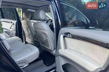 Внедорожник / Кроссовер Audi Q7 2010 в 