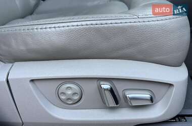 Внедорожник / Кроссовер Audi Q7 2010 в 