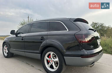 Внедорожник / Кроссовер Audi Q7 2006 в 