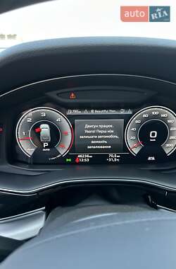 Позашляховик / Кросовер Audi Q7 2022 в 