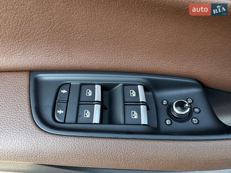 Позашляховик / Кросовер Audi Q7 2019 в Черкасах