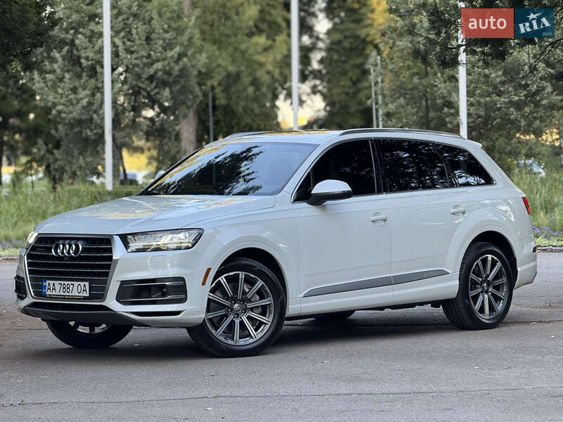 Позашляховик / Кросовер Audi Q7 2016 в Києві фото 35 Позашляховик / Кросовер Audi Q7 2016 в Києві