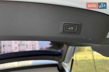 Внедорожник / Кроссовер Audi Q7 2013 в 