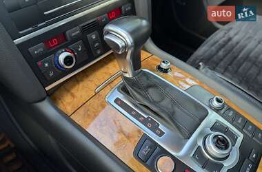 Внедорожник / Кроссовер Audi Q7 2013 в 