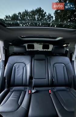 Внедорожник / Кроссовер Audi Q7 2013 в 