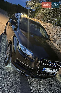 Позашляховик / Кросовер Audi Q7 2011 в 