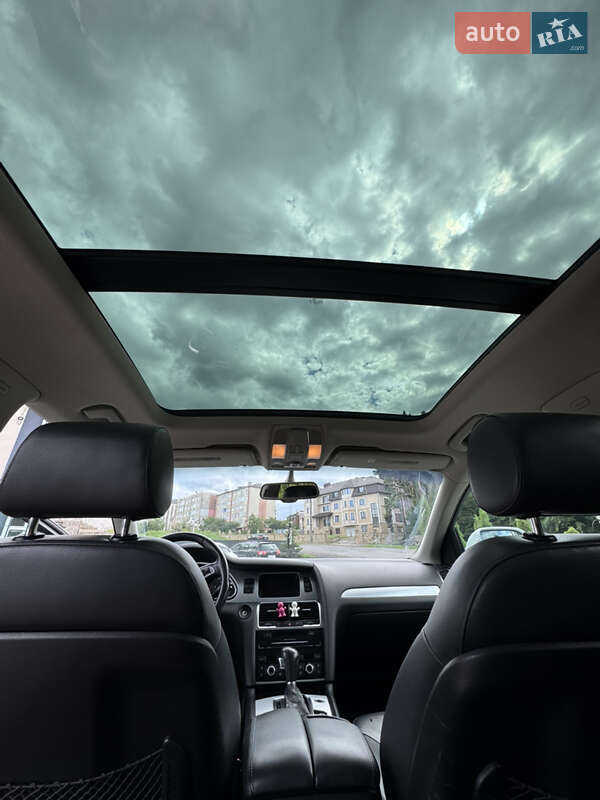 Позашляховик / Кросовер Audi Q7 2011 в Бучачі