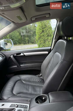 Внедорожник / Кроссовер Audi Q7 2011 в 