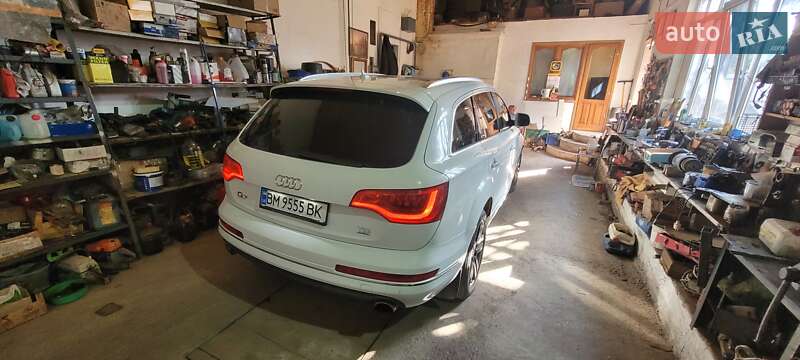Внедорожник / Кроссовер Audi Q7 2013 в Сумах
