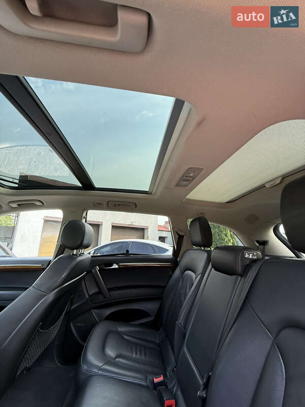 Внедорожник / Кроссовер Audi Q7 2013 в Харькове