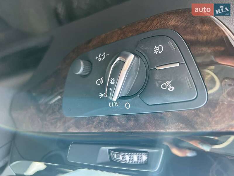 Позашляховик / Кросовер Audi Q7 2017 в Львові