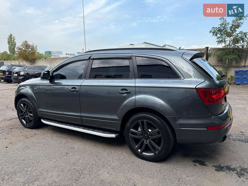 Внедорожник / Кроссовер Audi Q7 2014 в Черкассах
