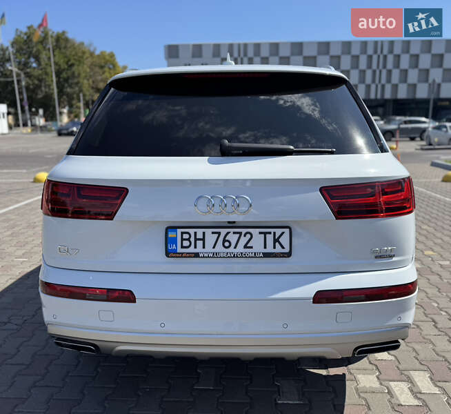 Внедорожник / Кроссовер Audi Q7 2016 в Одессе