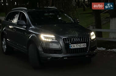 Позашляховик / Кросовер Audi Q7 2011 в Вишневому