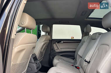 Внедорожник / Кроссовер Audi Q7 2010 в 